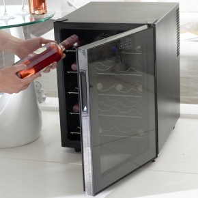 The Brevanti Obsidian 20 Bottle Wine Cooler