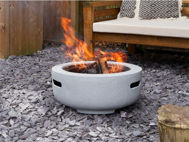 field-flame-dahlia-wood-burning-bbq-fire-pit-in-concrete-grey