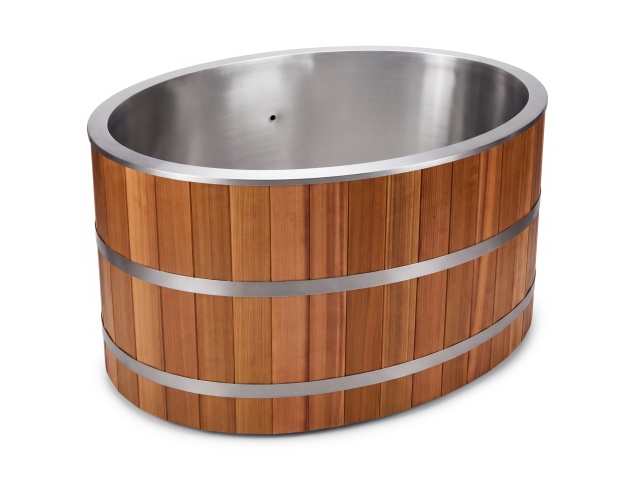 me.-wellness-tundra-oval-wooden-plunge-pool