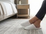 jednorazove-hotelove-pantofle-s-uzavrenou-spickou-slp0001-bile-baleni-100-ks