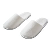 corby-rossendale-closed-toe-disposable-slippers-in-white-qty-100