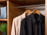 corby-chelsea-kleiderbugel-aus-hellem-holz-mit-haken