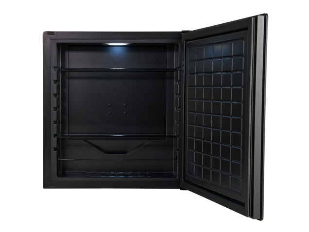 corby-croydon-minibar-mural-18-l-noir
